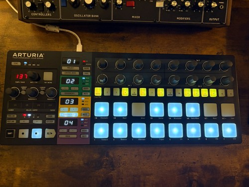 Arturia beatstep pro - arturia,